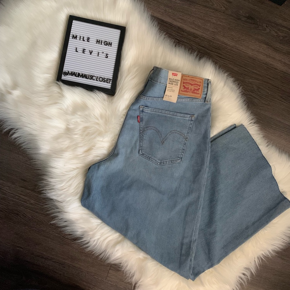 NWT Levi’s Mile High Wide Leg Cropped Jeans Sz 31